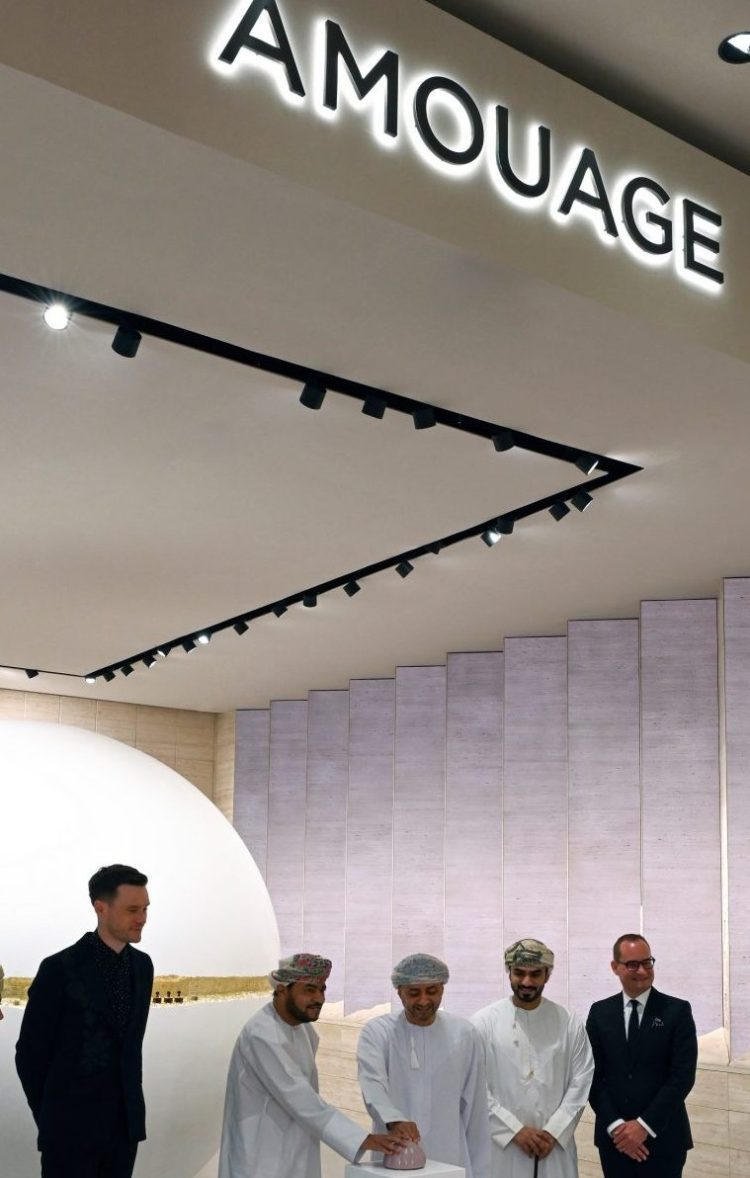 Amouage inaugurates its newest flagship store and launches the reshaped Library Collection
