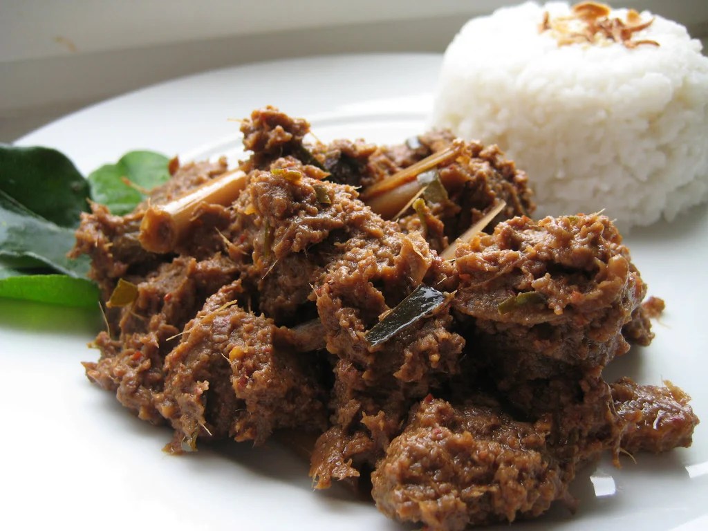 Rendang daging ubi