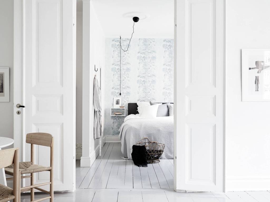 Bright home with a soft look - via Coco Lapine Design