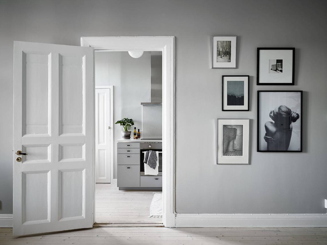 Stylish home in grey - via Coco Lapine Design blog