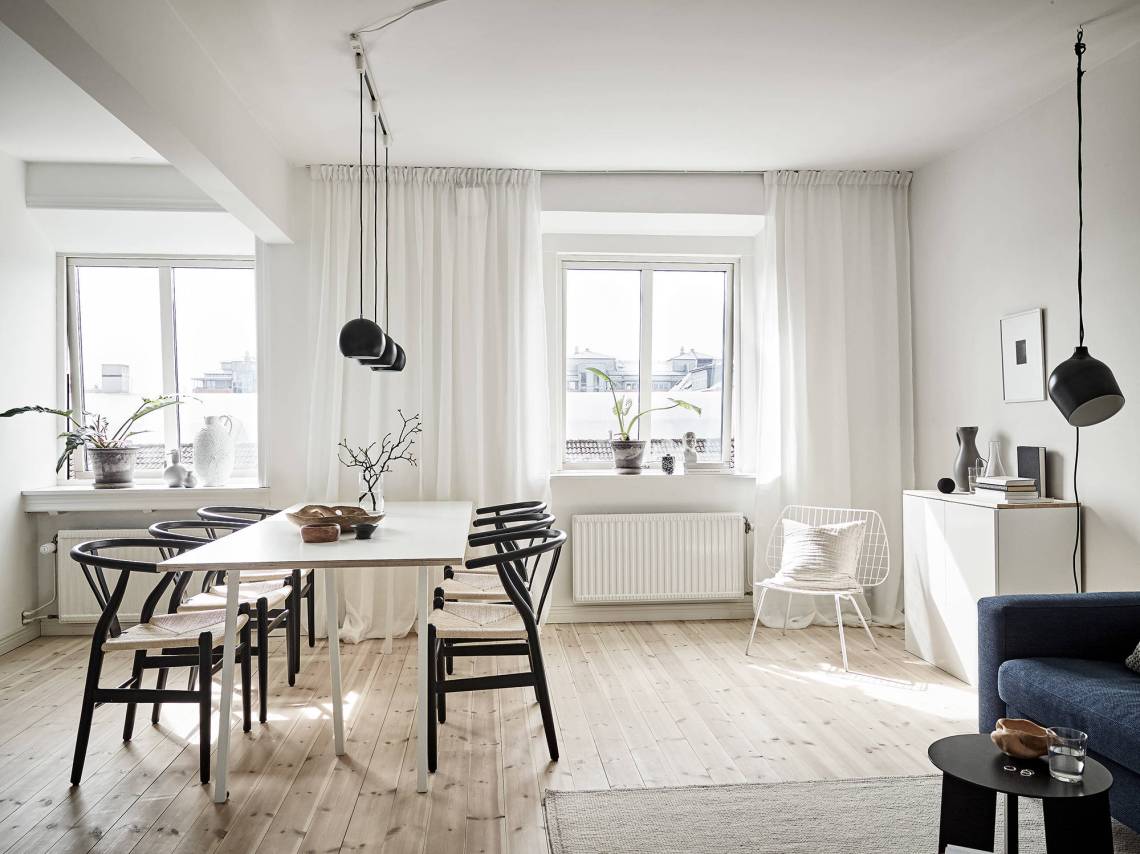 Cozy home with a practical layout - via Coco Lapine Design blog