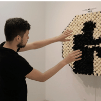 pompommirror
