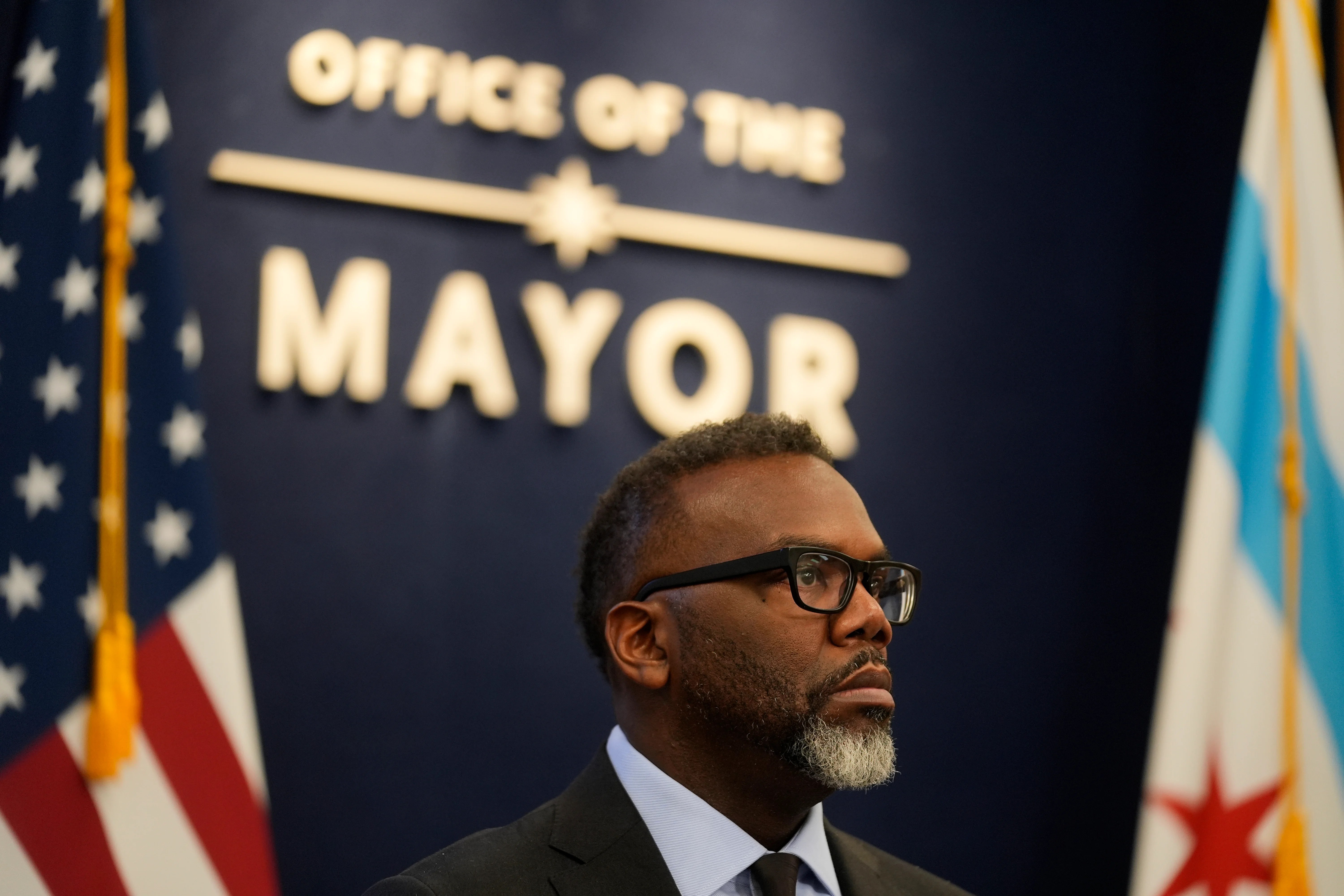 Chicago City Council takes radical step to fight against ‘teen takeovers’ Chicago City Council takes radical step to fight against ‘teen takeovers’
