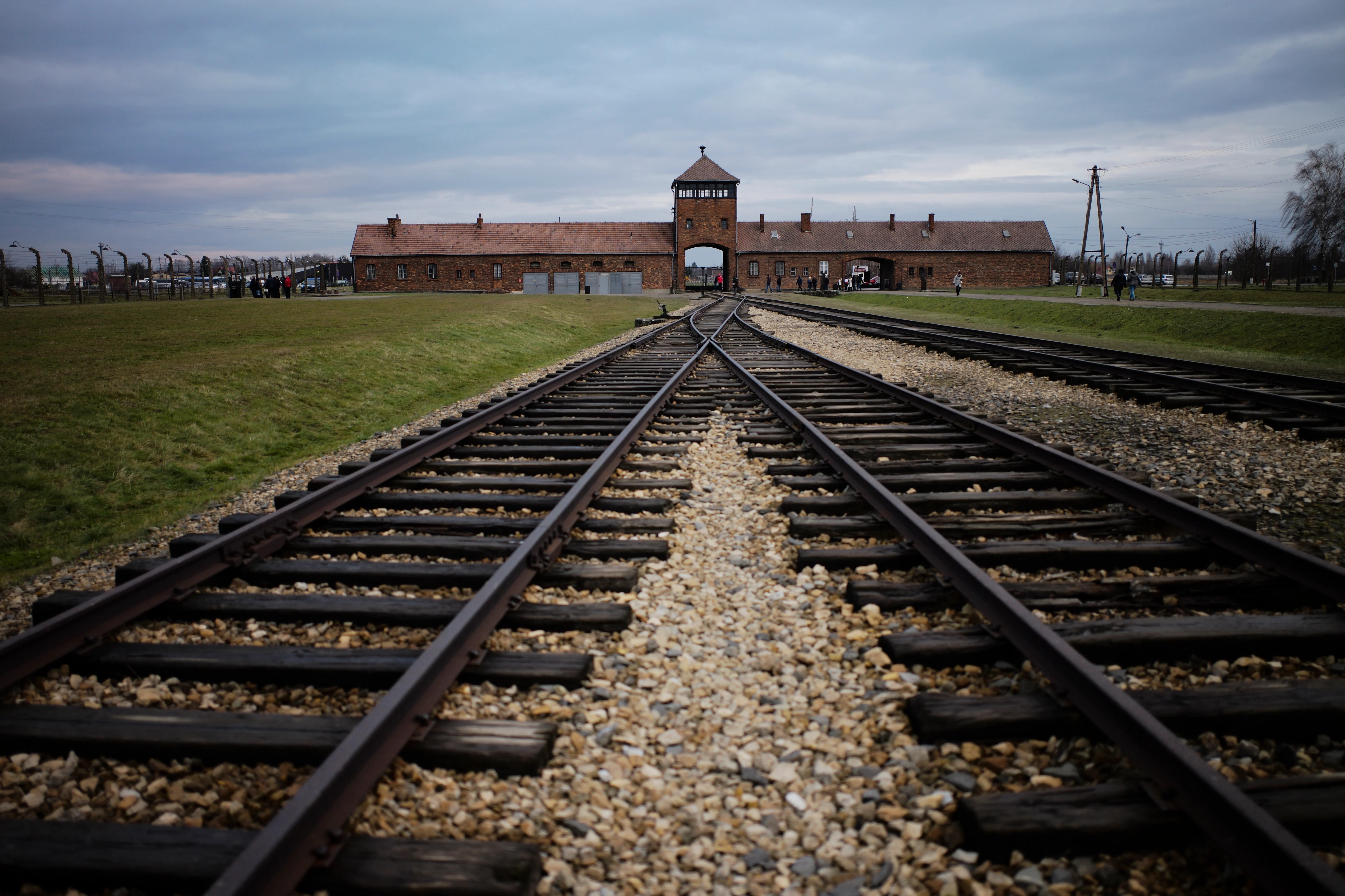 Barstool Sports founder retracts Auschwitz tour offer to customer in antisemitic sign incident Barstool Sports founder retracts Auschwitz tour offer to customer in antisemitic sign incident