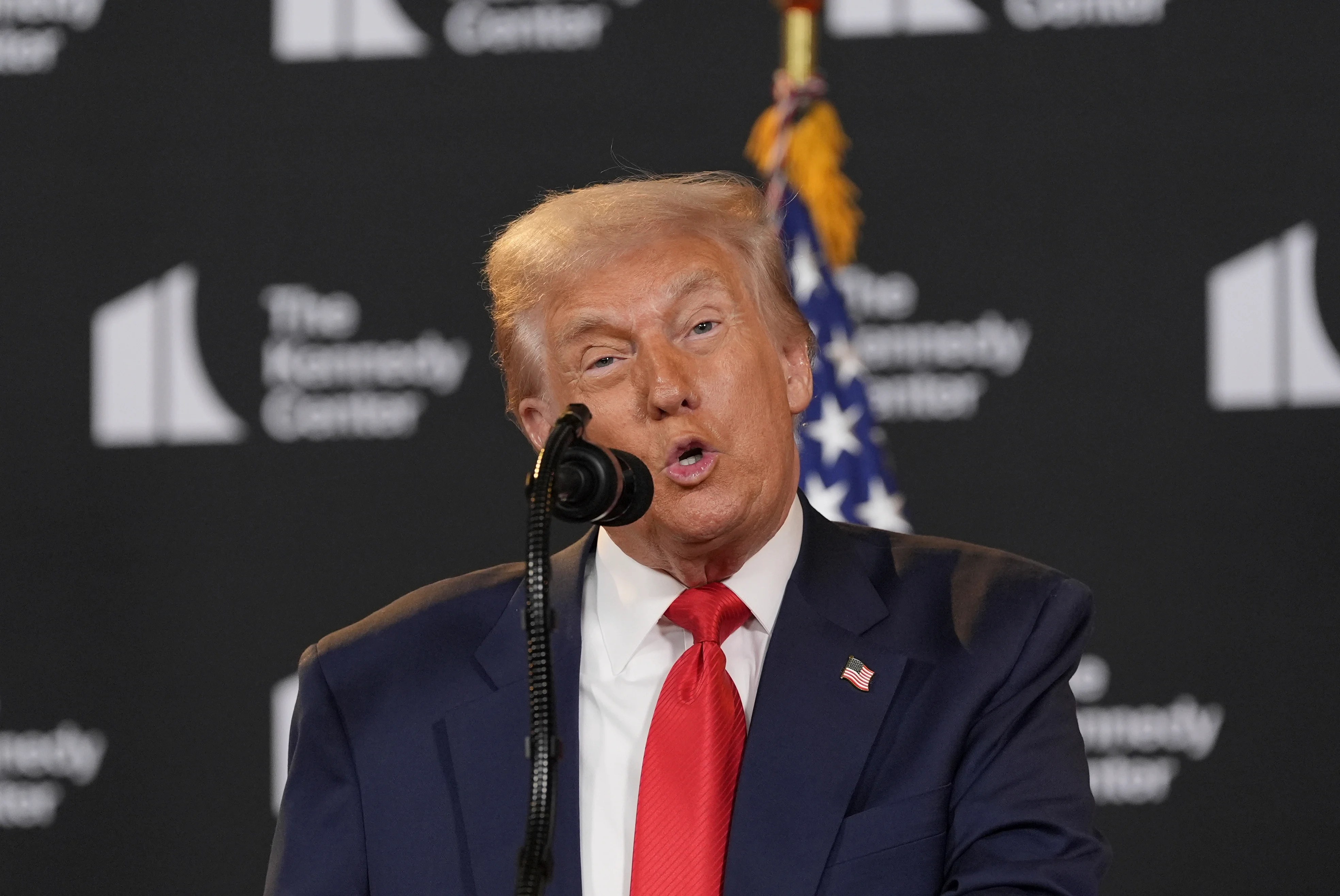 Trump will host Kennedy Center Honors in presidential first. Here’s who’s on the honorees list Trump will host Kennedy Center Honors in presidential first. Here’s who’s on the honorees list