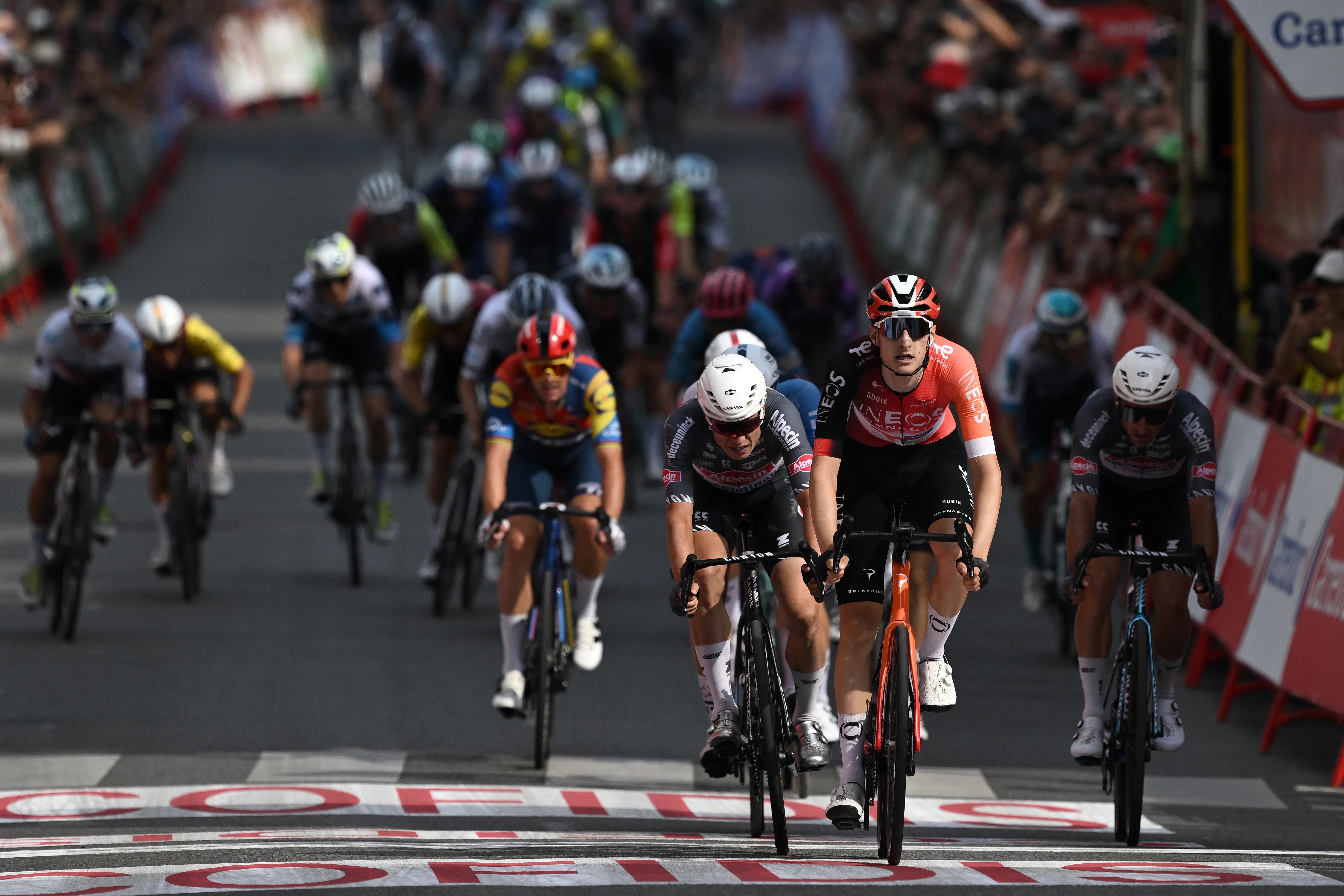 British rider Ben Turner powers past sprinters to victory on Vuelta a Espana stage four British rider Ben Turner powers past sprinters to victory on Vuelta a Espana stage four