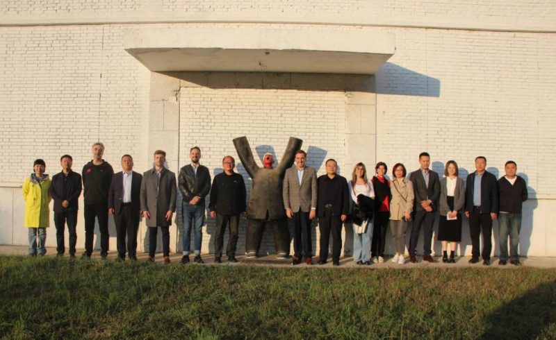 “一带一路”乌拉圭文化交流艺术展亮相榆林渡渡美术馆 “一带一路”乌拉圭文化交流艺术展亮相榆林渡渡美术馆