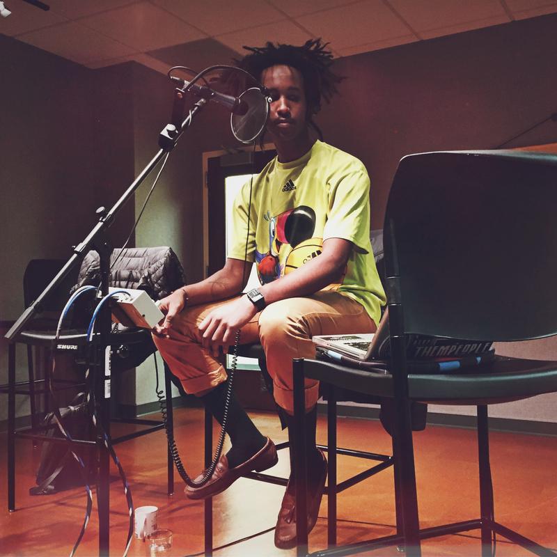 Watch Santa Buddies Online Mic Watch Santa Buddies Online Mic