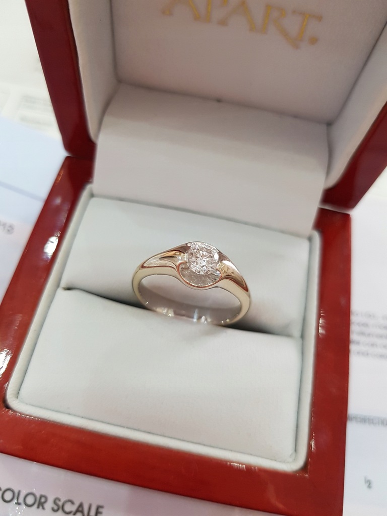 APART IGI ITITOLI LUKSUSOWA KOLEKCJA APART 18TYŚ