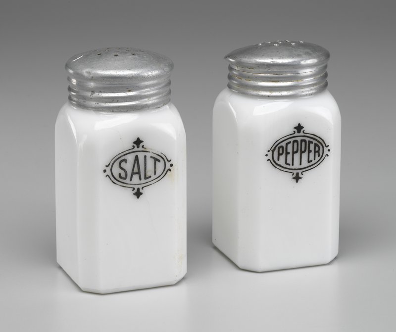 Salt shaker, United States Mia