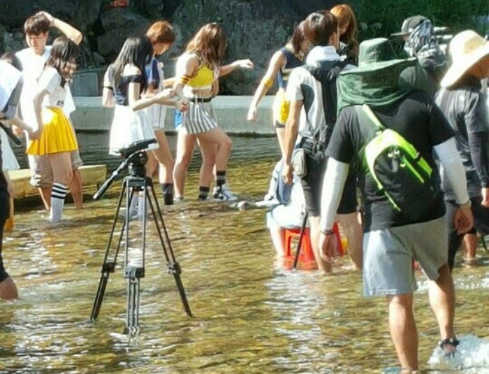 TWICE To Appear As Guests On “2 Days & 1 Night” Soompi