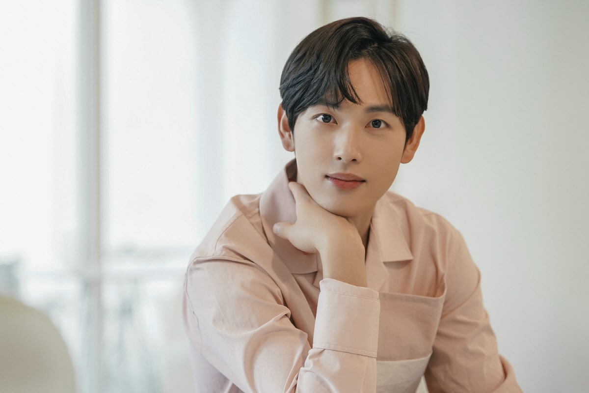 Im Siwan Talks About Chemistry With Shin Se Kyung In "Run On," Park