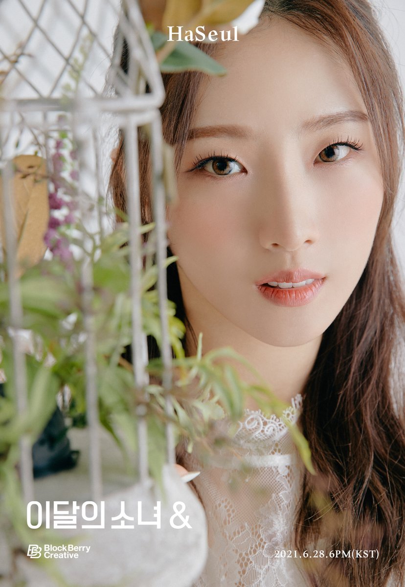 Watch LOONA Is Ready To "PTT (Paint The Town)" In Fierce Comeback MV