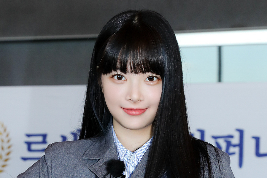 LE SSERAFIM's Hong Eunchae Confirmed As New "Music Bank" MC | Soompi