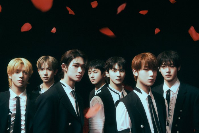 ENHYPEN K-Pop Group Members Debut History: A Look At Their Start Enhyphen age