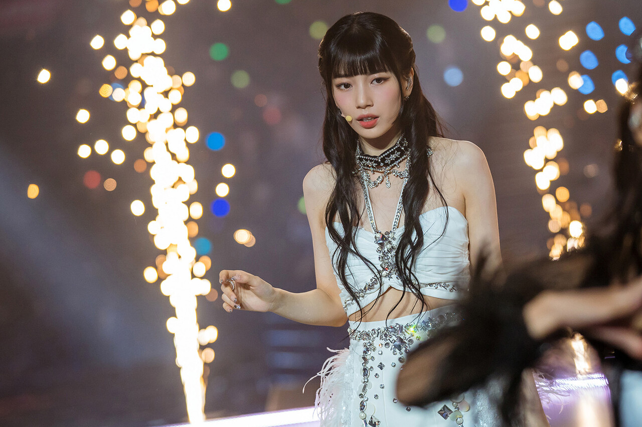 Netflix Teases Suzy And Yang Se Jong's Chemistry And Reveals More Share