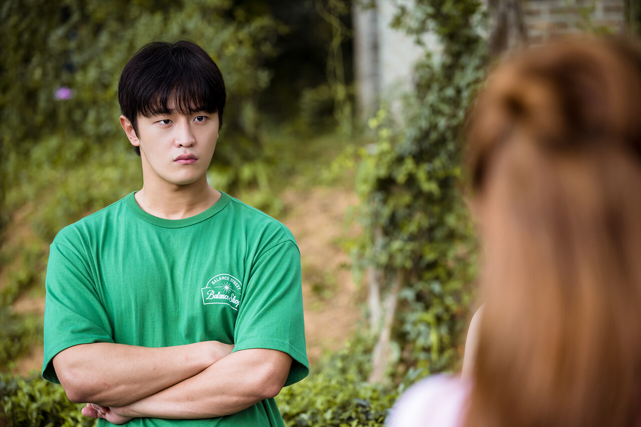 Netflix Teases Suzy And Yang Se Jong's Chemistry And Reveals More Share