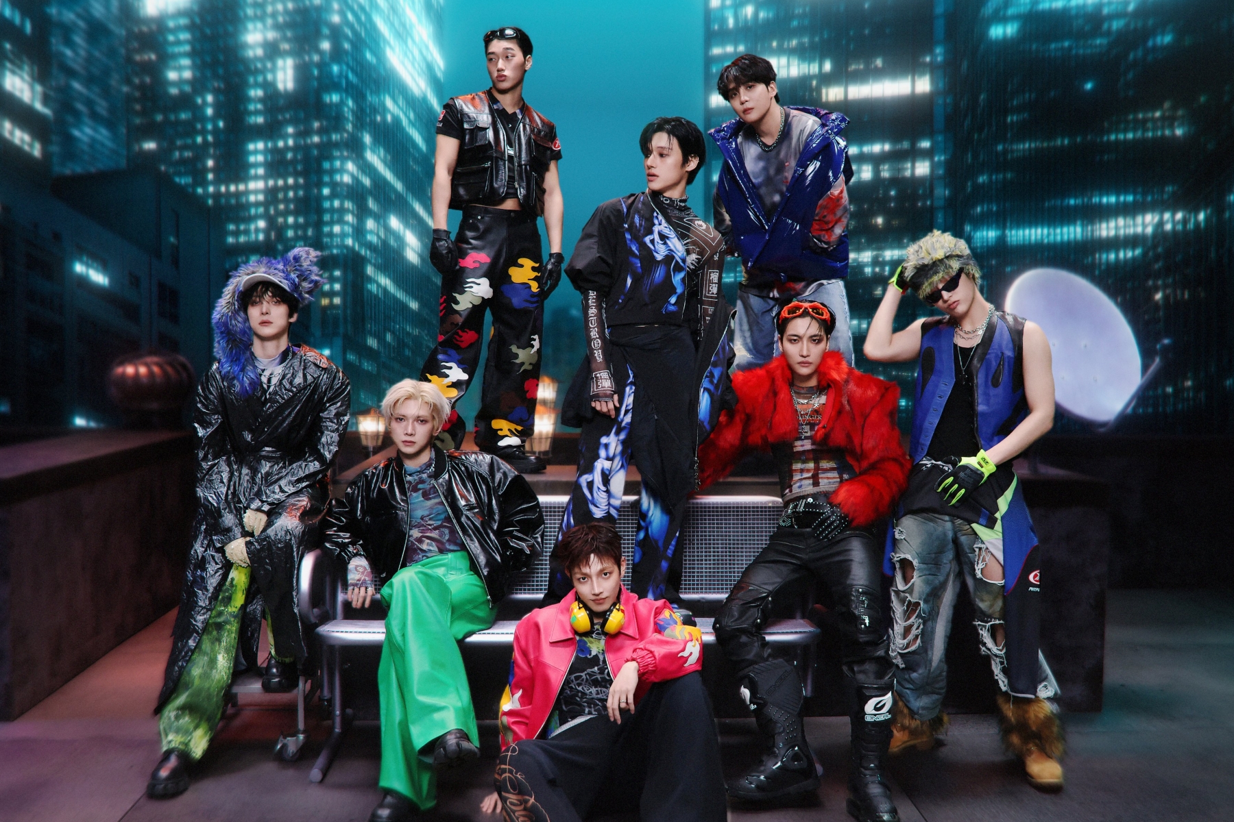 ATEEZ regresa a “The Kelly Clarkson Show” para presentar “BAD”.