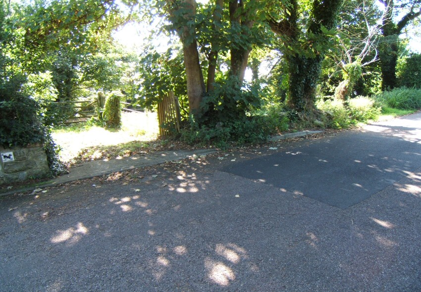 Property sold Land, St Lawrence, Isle of Wight, Guide Price £25,000
