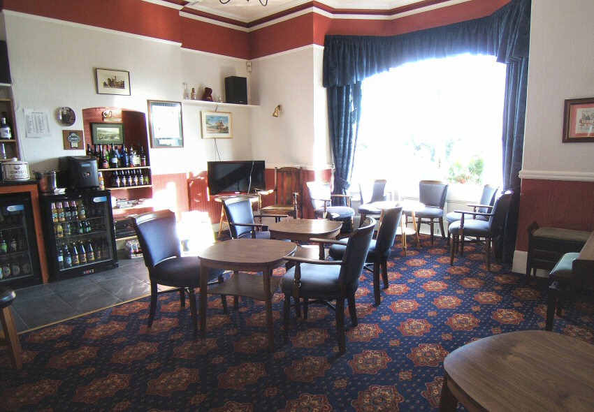 Property for sale 8 bedroom Commercial in Ventnor, Isle of Wight, £825,000