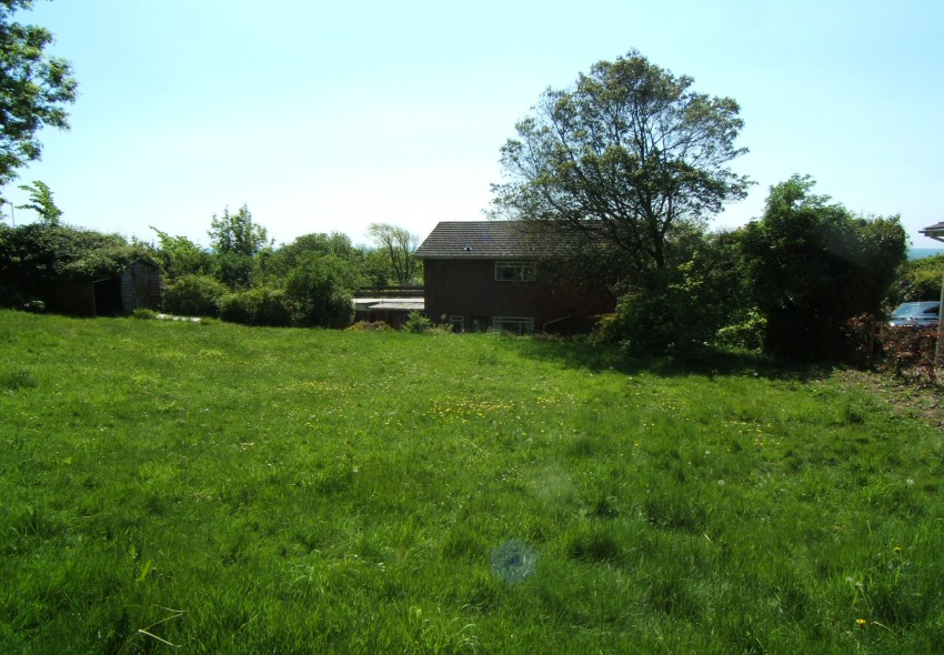 Property sold 3 bedroom House in St Lawrence, Isle of Wight, Guide Price £130,000