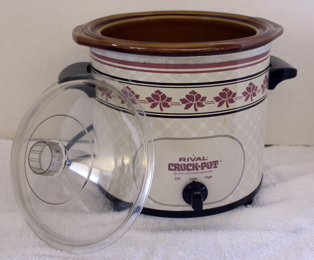 Vintage Rival 3150/2 Leaf Crock Watcher Slow Cook Pot w/ Lid 3.5 Qt