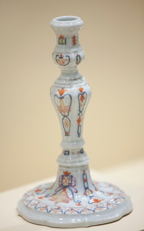 Candlestick, China Mia