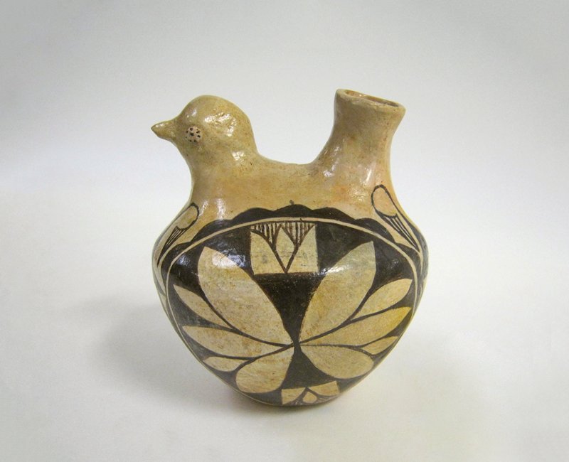 Pottery, Santo Domingo Pueblo Mia