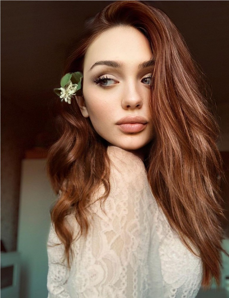 Yana Rup / Yana R: биография и личная жизнь, карьерный путь и успех