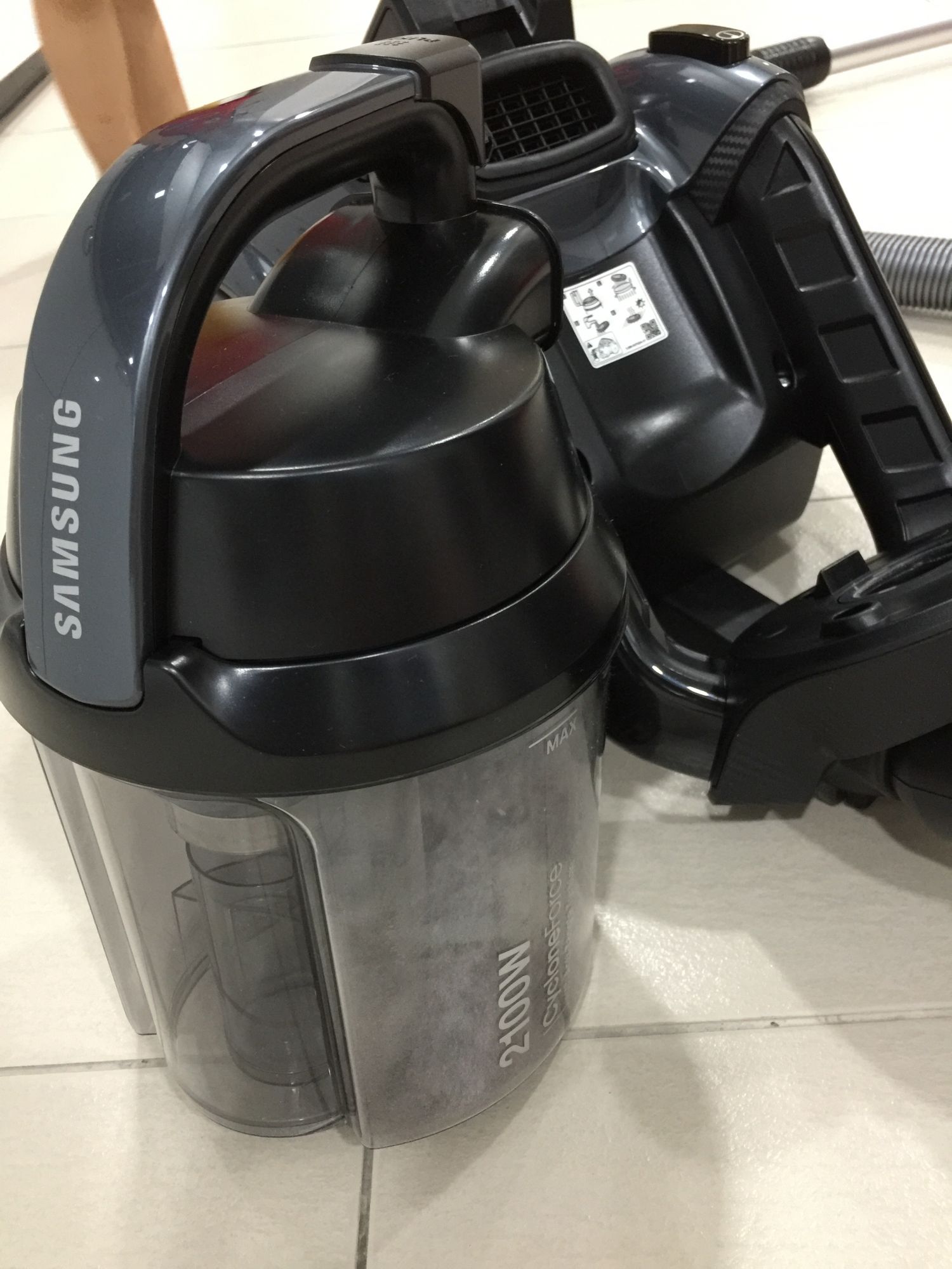 Samsung AntiTangle Turbine Vacuum Cleaner (2024) reviews