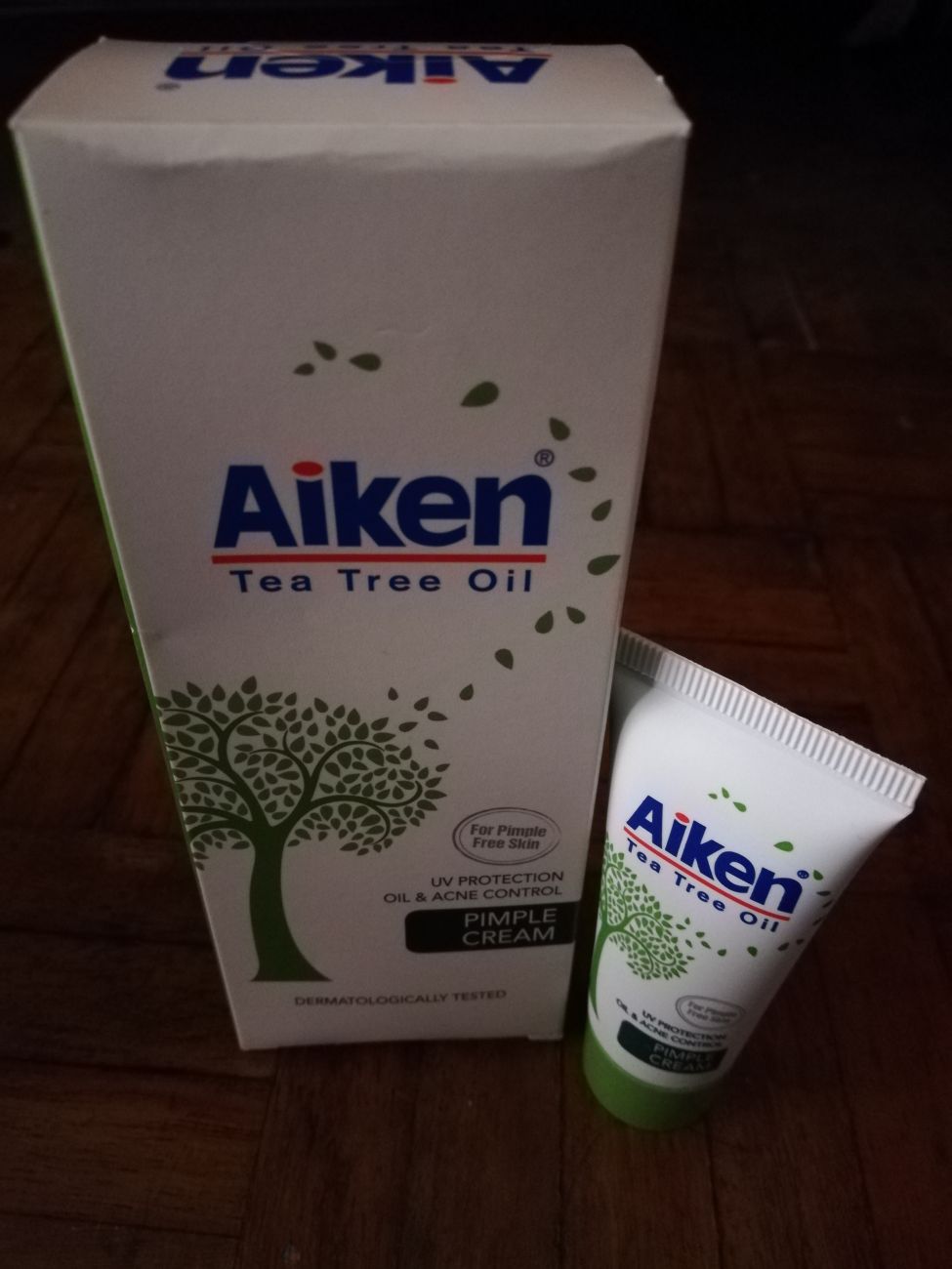 Aiken Tea Tree Oil Facial Cleanser (2024) reviews