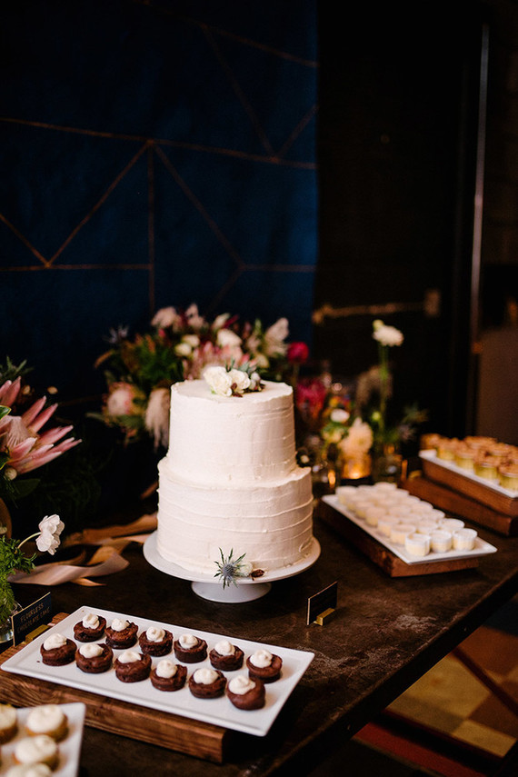 Wedding & Party Ideas 100 Layer Cake