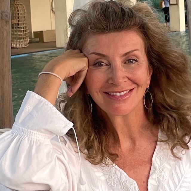 AGELESS STYLE WITH CAROLYN ESPLEYMILLER, AKA SLIM PALEY 1010 Park Place