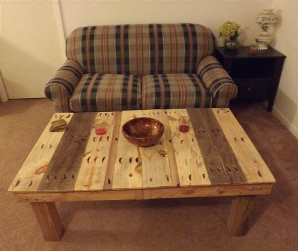DIY Pallet Coffee Table with Removable Legs 101 Pallets