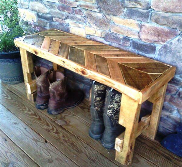DIY Pallet Chevron Bench Built to Amaze 101 Pallets