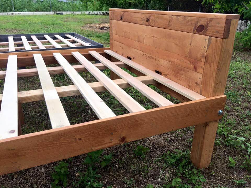 Queen Size Wooden Pallet Bed Frames 101 Pallets