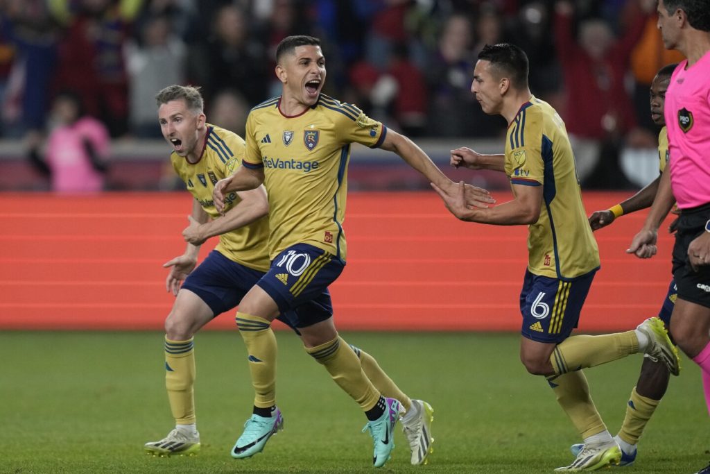 Real Salt Lake forces rubber match with Dynamo after 54 shootout