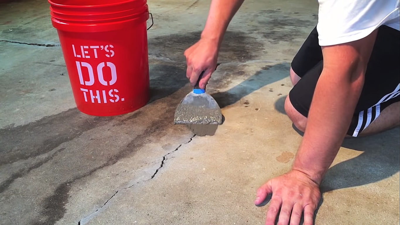 How to Paint Garage Floor with Epoxy (StepbyStep Tutorial)