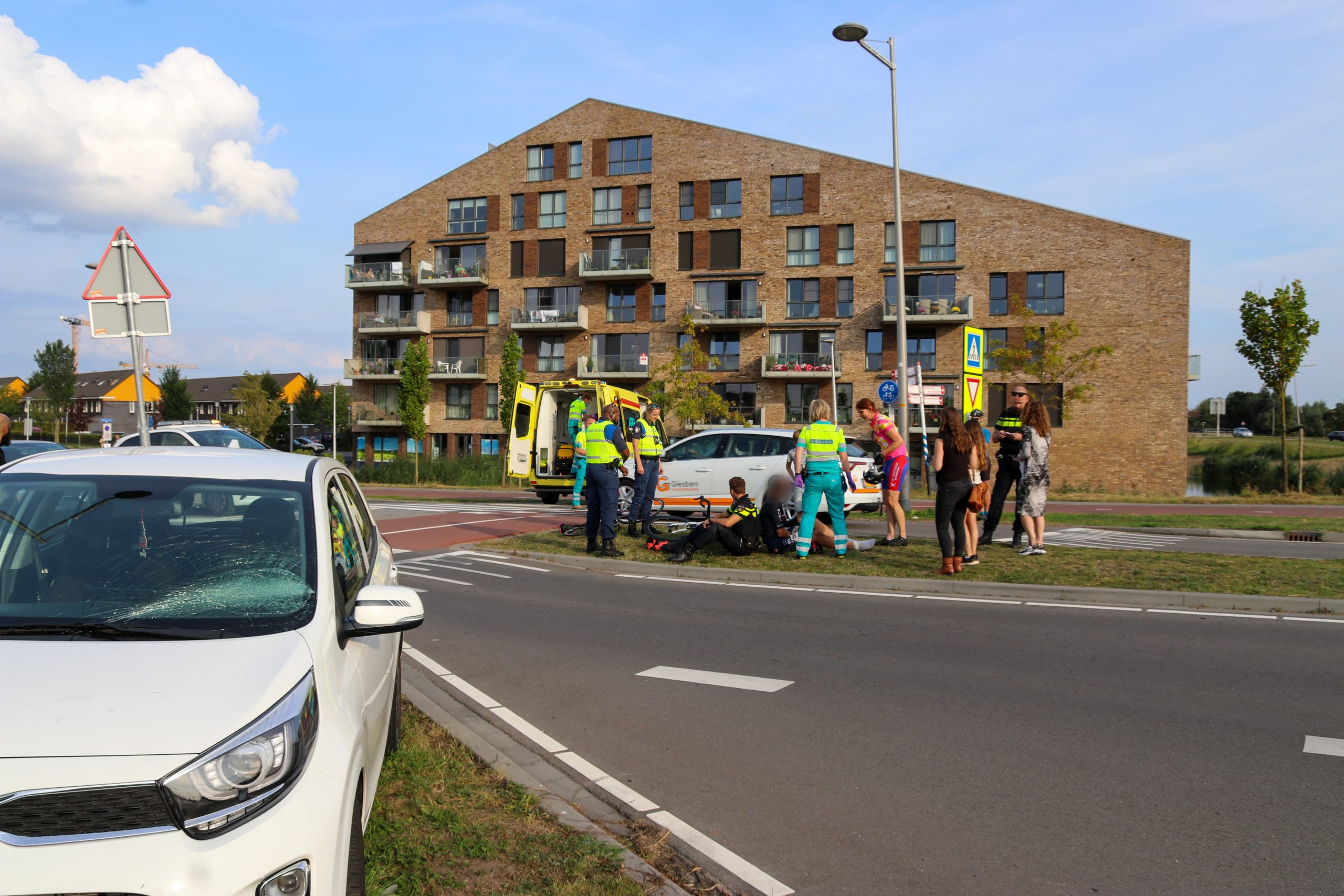 Opnieuw Een Aanrijding Op De Rotonde Van De Oudelandselaan In Berkel En Rodenrijs - 112Lansingerland