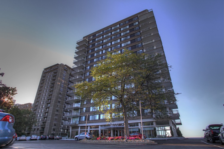 Home 12000 Edgewater