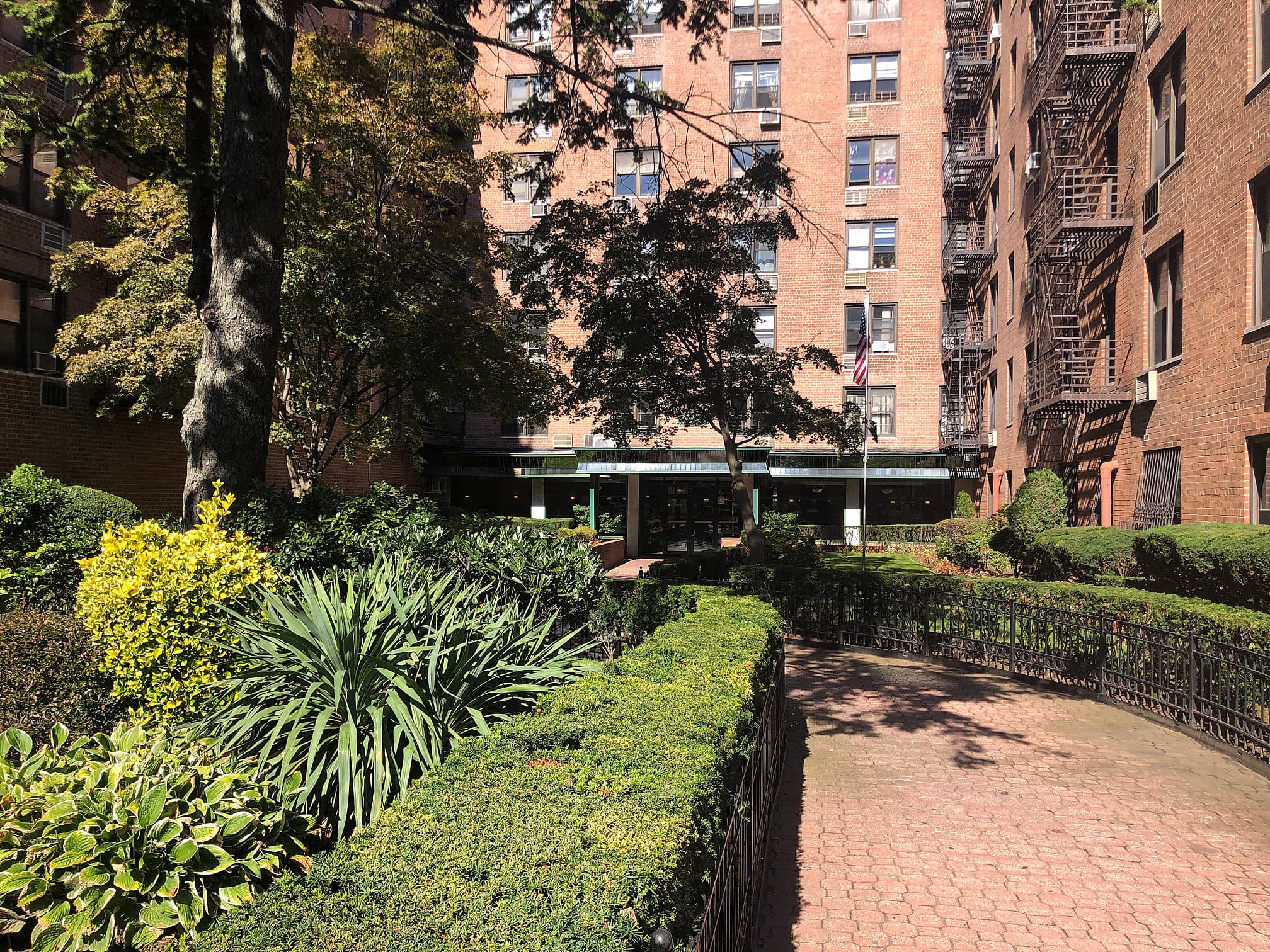 1213 Avenue Z B15, Brooklyn, New York Sheepshead Bay Brooklyn Luxury