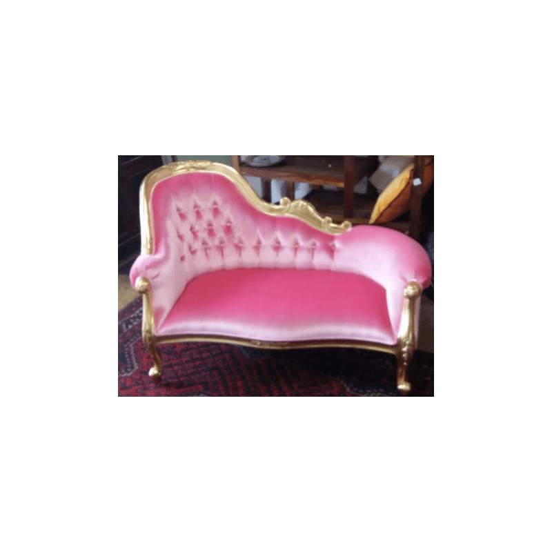 Pink daybed