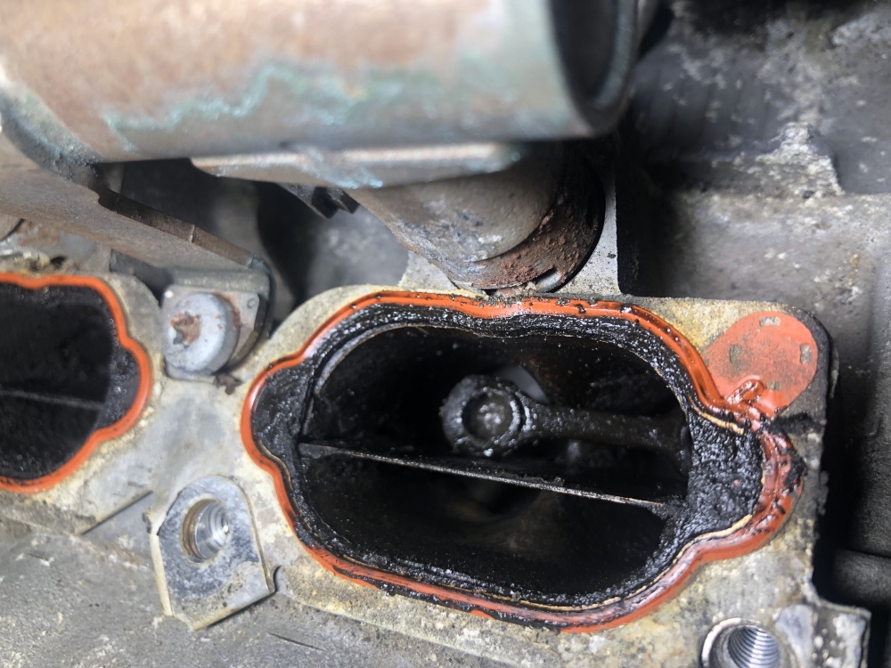 Forums S6 C6 Engine Drop (cam girdle gaskets