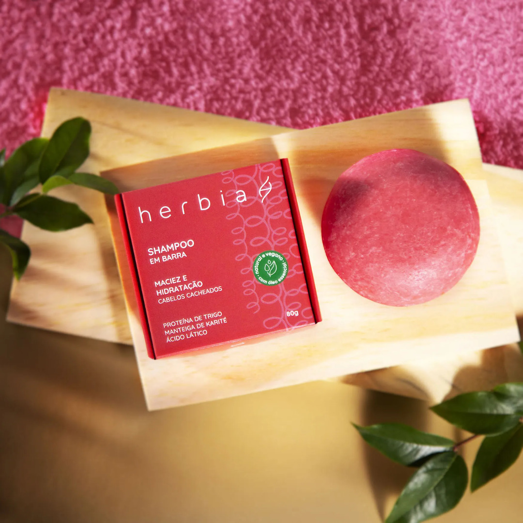 SHAMPOO EM BARRA CABELOS CACHEADOS HERBIA 1320HUB