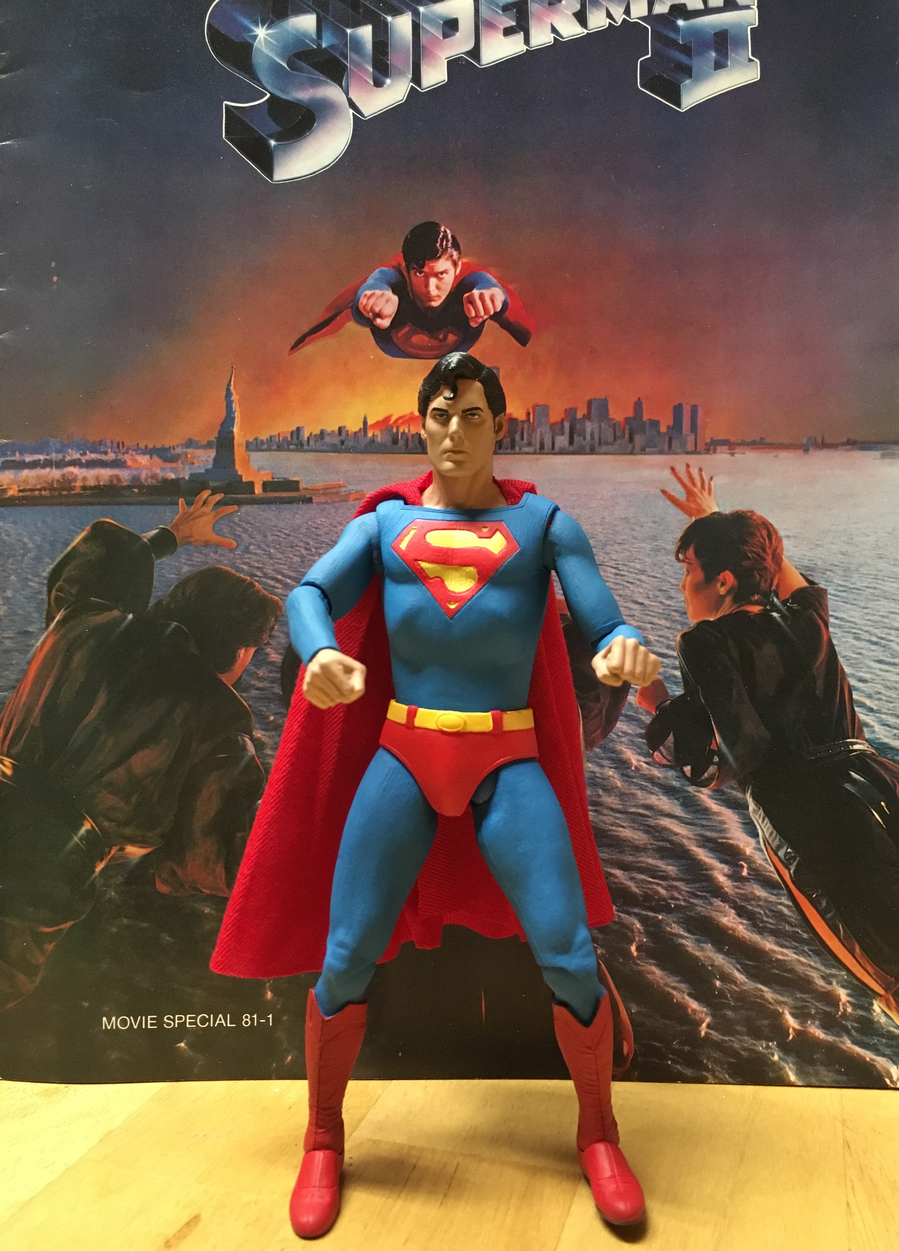 FIRST REVIEW NECA’s REEVE SUPERMAN Action Figure 13th Dimension