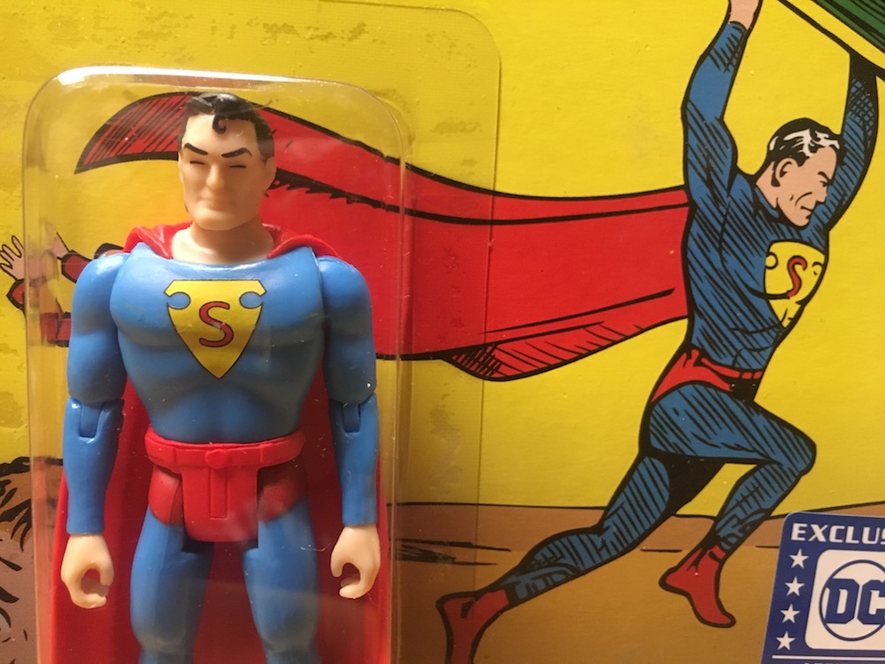 REVIEW This is One of the Best SUPERMAN Collectibles in Years 13th