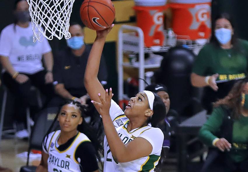 Mulkey's first LSU signee is elite transfer center Hannah Gusters