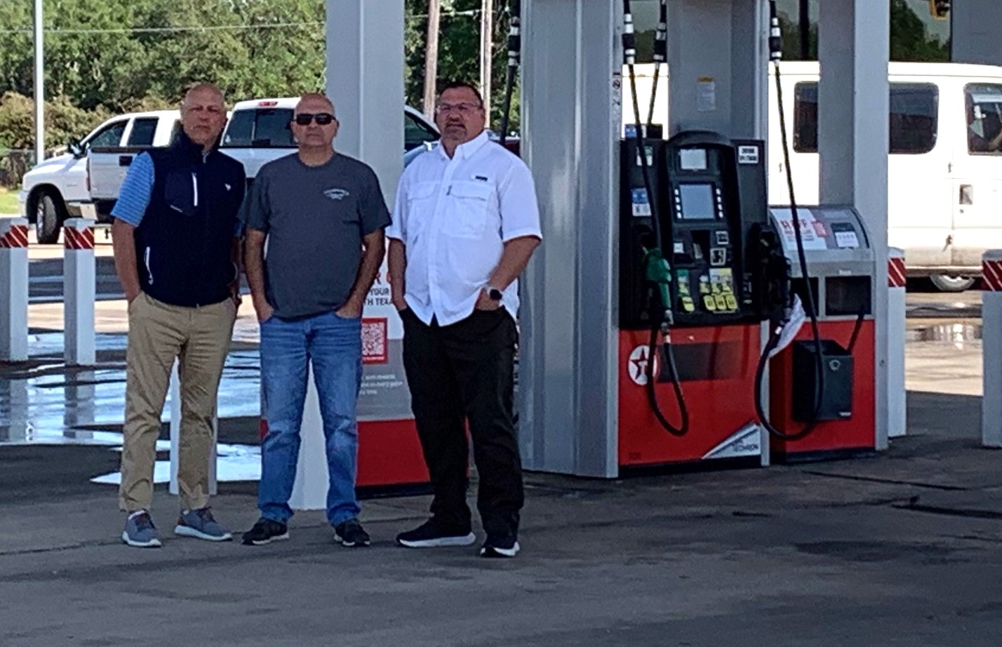 Texaco Delcambre Seafood and Farmers Market