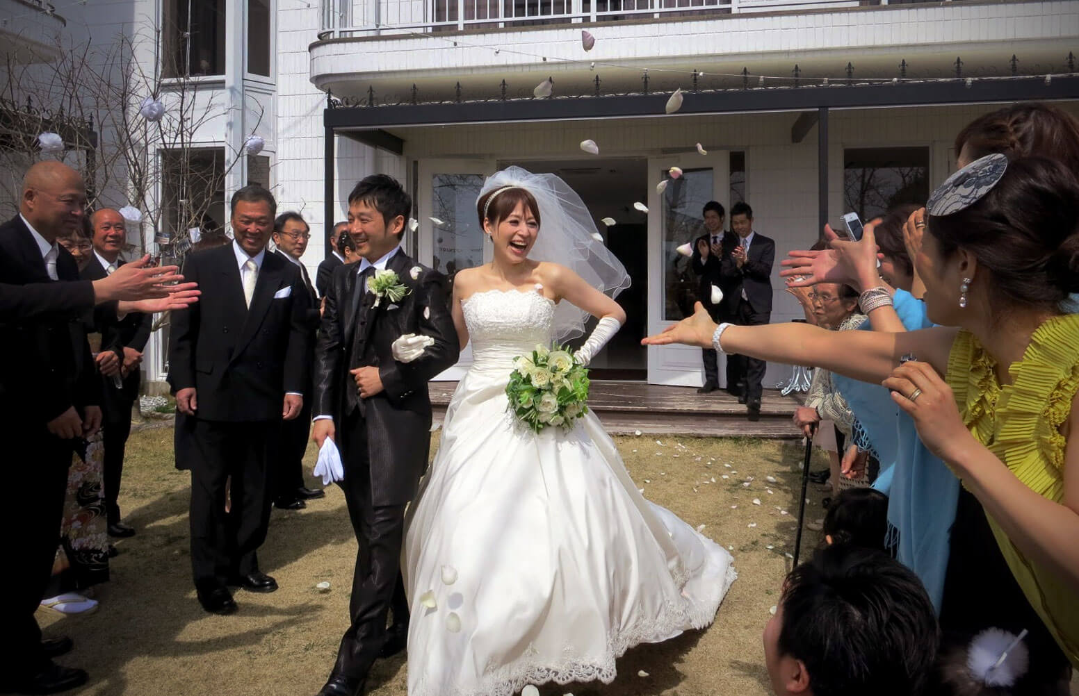 Old Tradition Meets Modern Fun Japanese Wedding Ceremonies