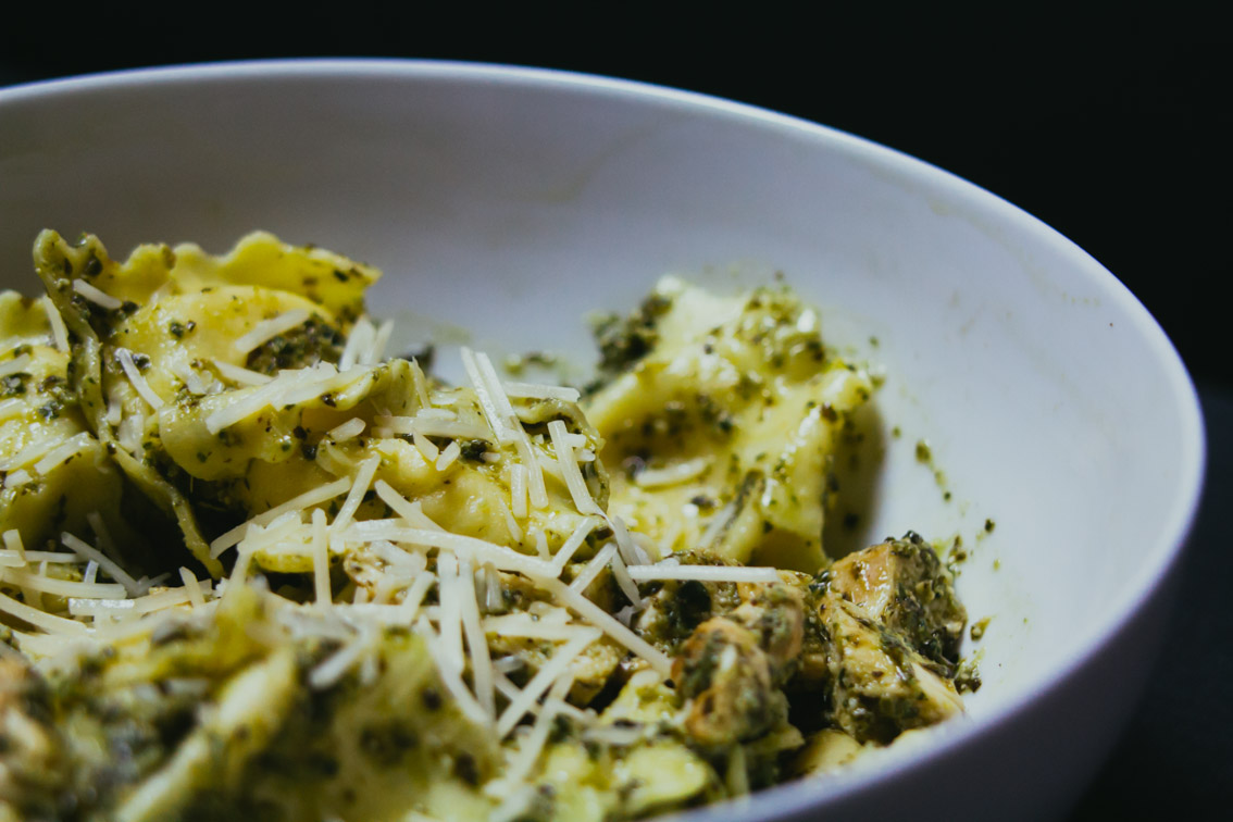 Pesto Cheese Ravioli Bachelor Cooking